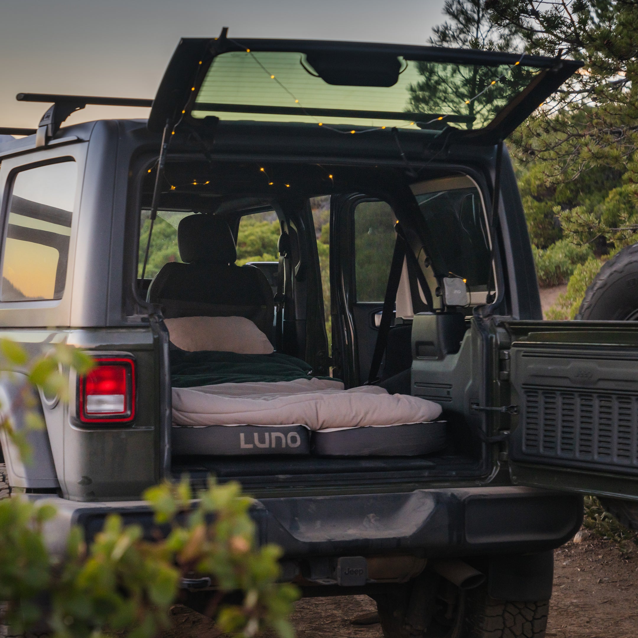 AIR+FOAM PRO Jeep Wrangler Mattress