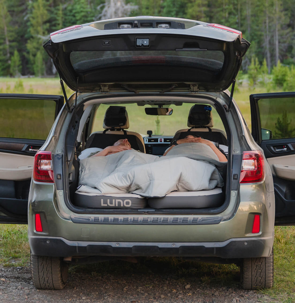 SUV Camping